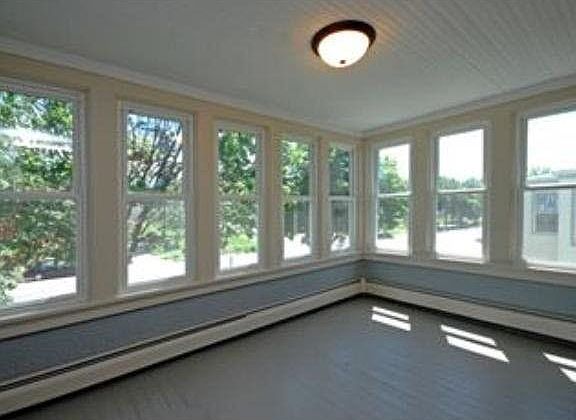 3rd image of 3950 Portland #206