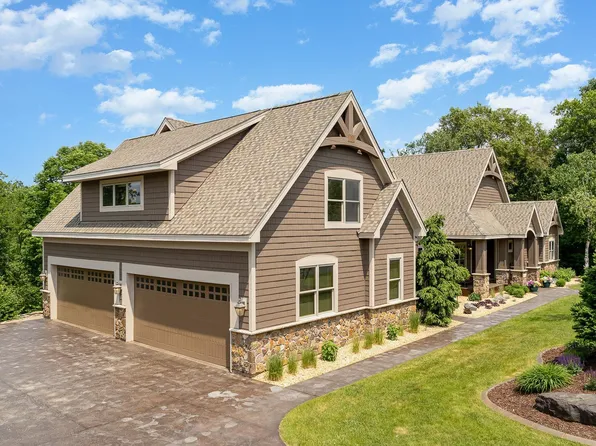 10048 Adam Ave, Inver Grove Heights, MN 55077