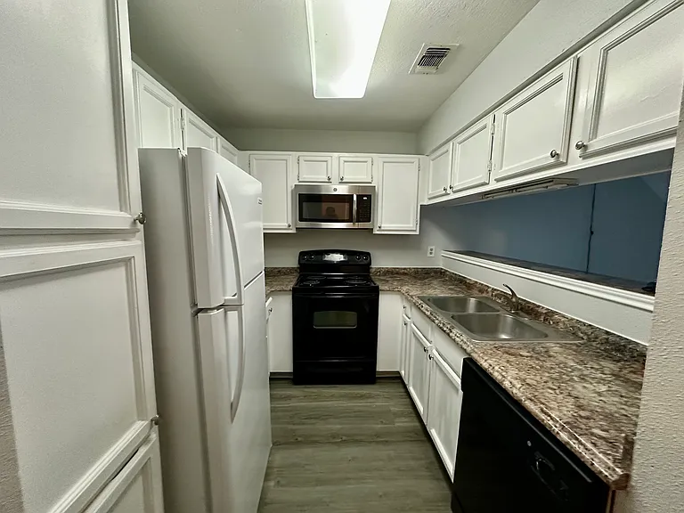 4107 Medical Dr #1203 — Photo 7