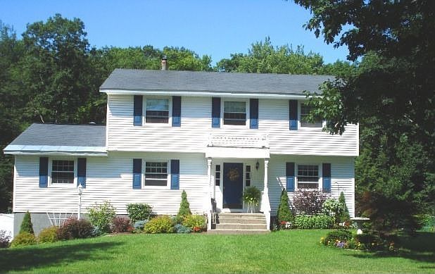 1st image of 42 Freedom Ct