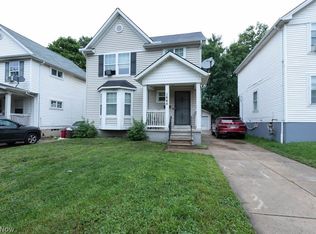 1645 Carlyon Rd, East Cleveland, OH 44112