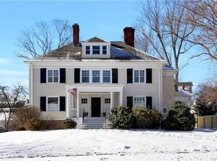 9 Beverly Rd, West Hartford, CT 06119