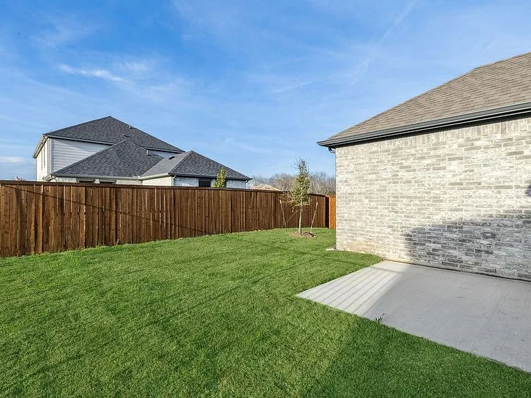 888 Sunflower Rd — Photo 28