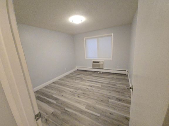 5th image of 26 Inman St #8