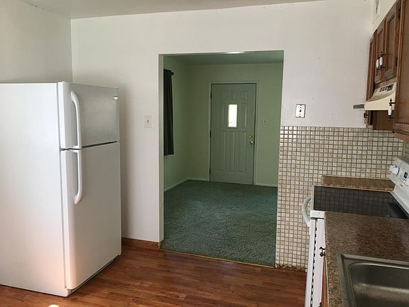 4th image of 1128 Northdale Ave