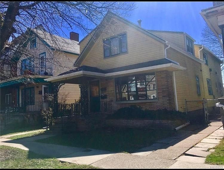 1st image of 374 West Ave #1