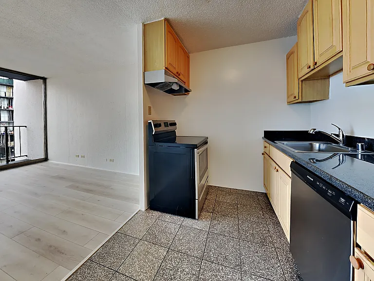 455 Eddy St — Photo 47