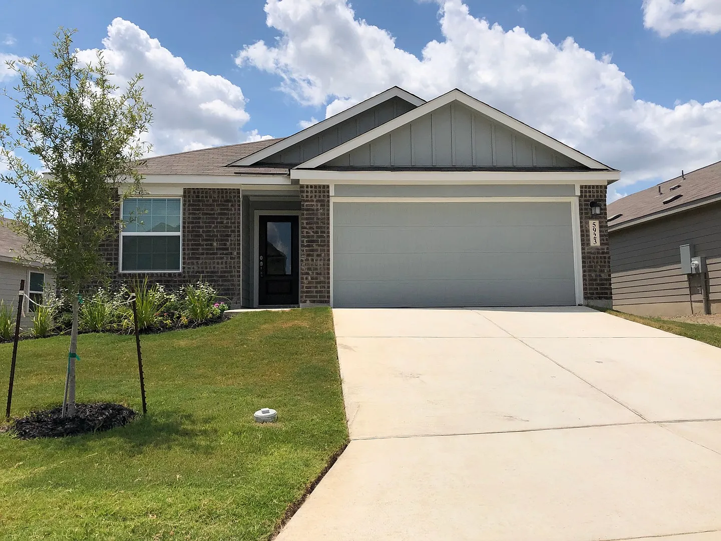 4 Bed 3 Bath located in Summerhill Subdivision — Photo 1
