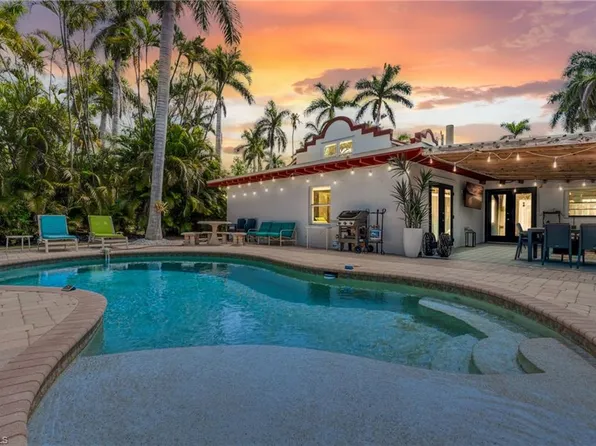 2656 Shriver DR, FORT MYERS, FL 33901