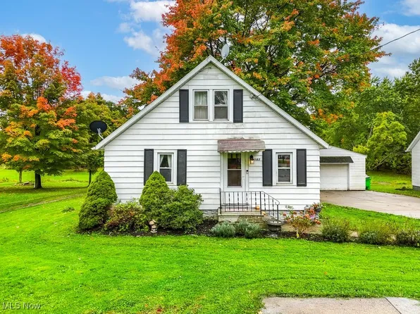 1182 Eastwood Ave, Tallmadge, OH 44278