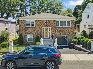 30 Bainton St, Yonkers, NY 10704
