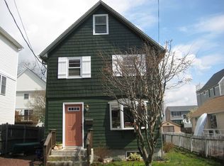 17 Sperry St, Milford, CT 06460
