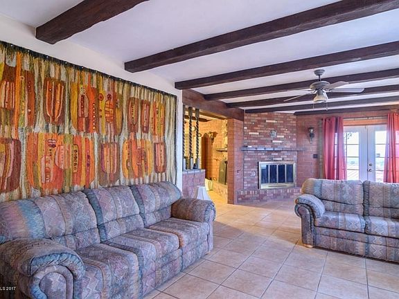 5th image of 1026 S Skyline Cir