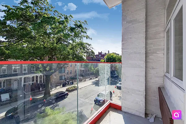 Rented by MAPT Residential LLC | media 4