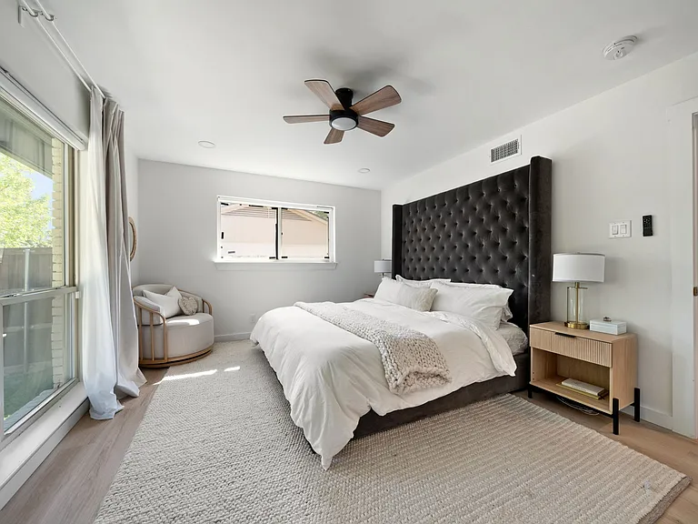 905 Tarryall Dr — Photo 32