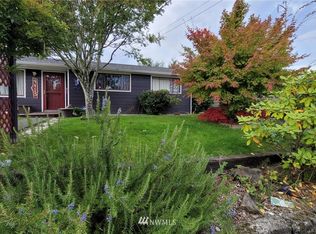 9415 9th Ave SW, Seattle, WA 98106