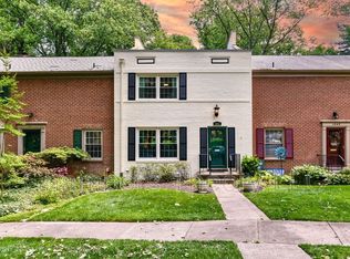 1843 Wainwright Dr, Reston, VA 20190