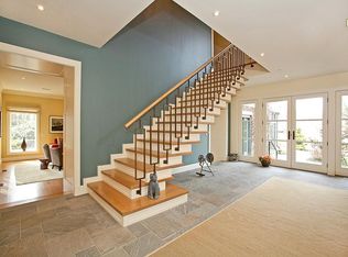 21 Stratford Rd, Harrison, NY 10528