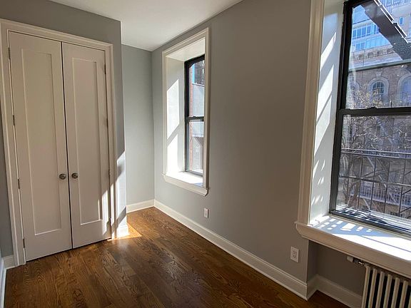3rd image of 223 W 20th St APT 4A