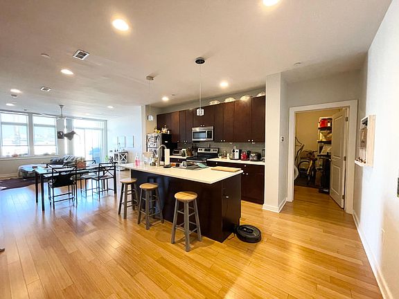 4th image of 811 N 2nd St #14A