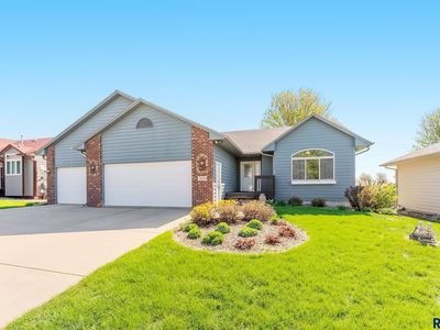 308 N Dewberry Ave, Sioux Falls, SD, 57110