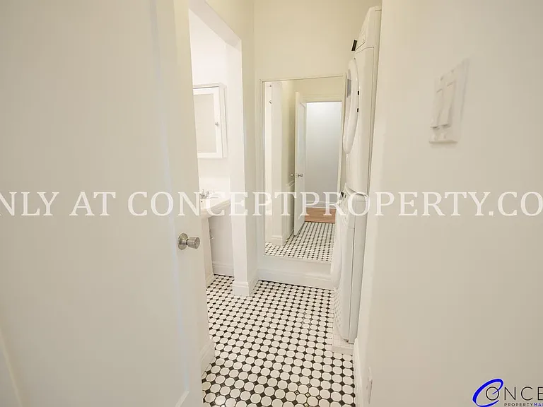Scarsdale — Photo 44