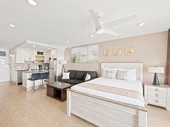 3rd image of 106 Kaanapali Shores Pl APT 707