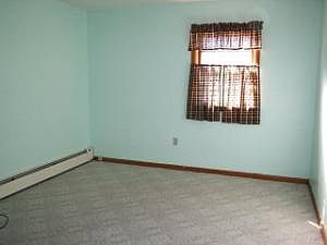 5th image of 638 Park Ave