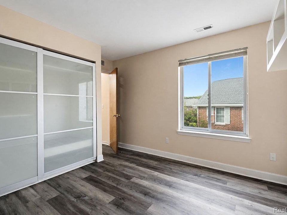 42739 Lilley Pointe Dr, photo 25