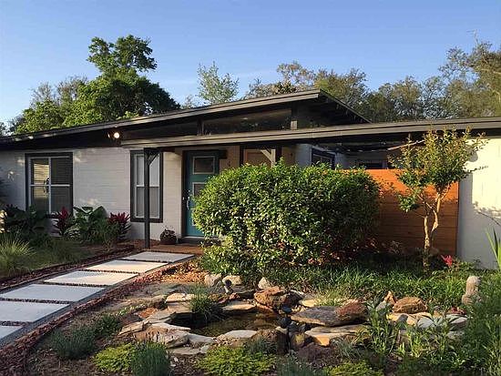 1st image of 4675 Peacock Dr