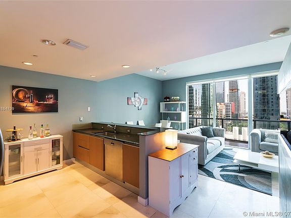 2nd image of 1060 Brickell Ave APT 1209