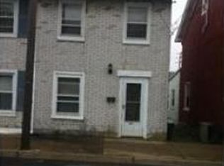 1024 Railroad St, Catasauqua, PA 18032