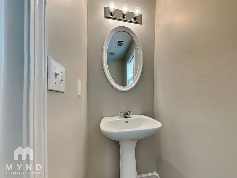 280 Shadowbrooke Dr — Photo 9