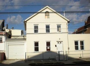 192 Gordon St, Perth Amboy, NJ 08861