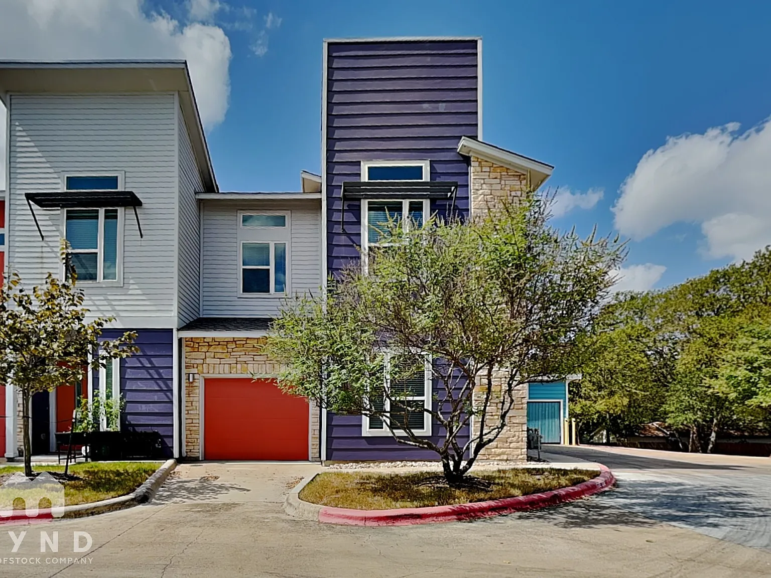 3 bed, 3.0 bath, 1930 sqft, $2,595 — Photo 1