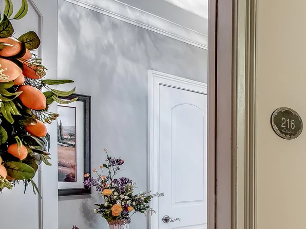 400 Warioto Way APT 216, Ashland City, TN 37015