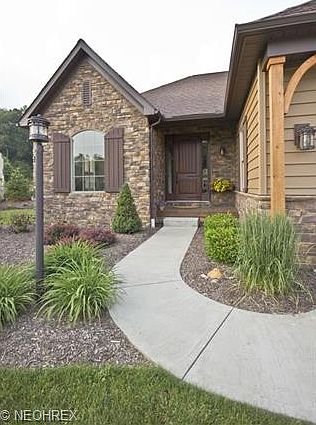 2nd image of 4553 Castlemaine Ct