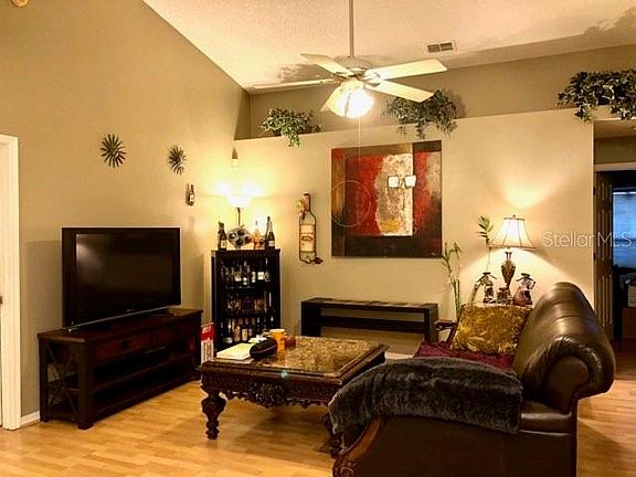 4th image of 4177 Shadow Creek Cir