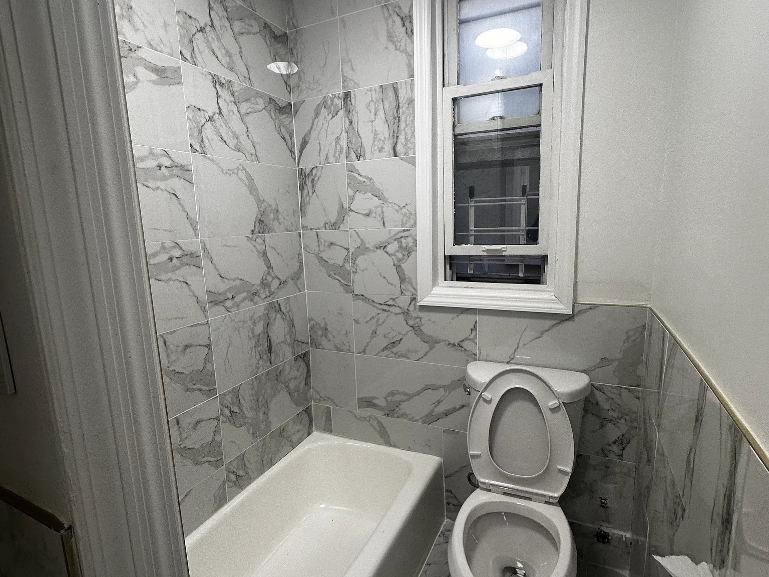 1 bed, 750 sqft, $2,600 — Photo 3