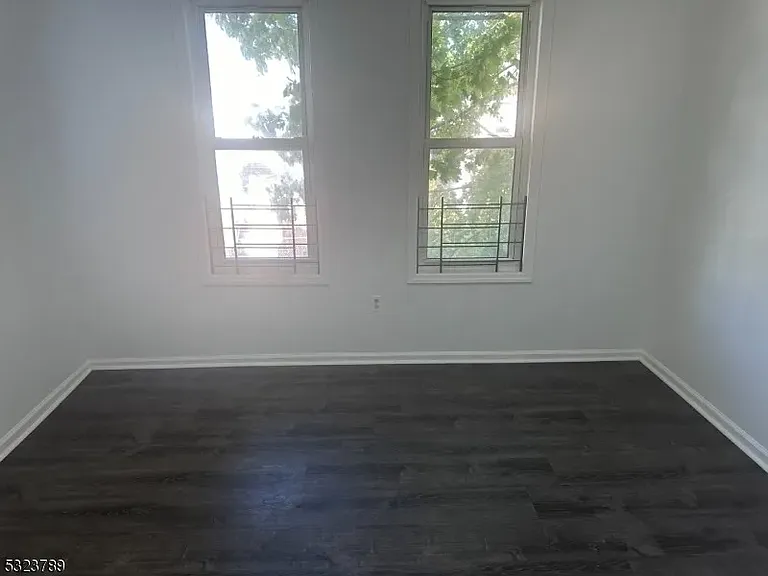 246-248 Columbia Ave #1 — Photo 9
