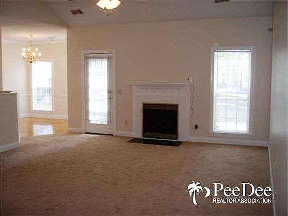 4th image of 2134 Elderberry Dr