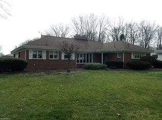 311 Wainwood Dr SE, Warren, OH