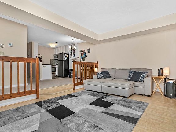 2nd image of 202 Tall Oaks Dr Unit D