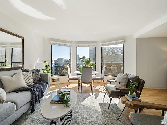 4th image of 1776 Sacramento St APT 301