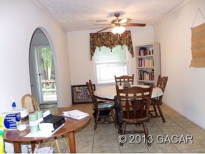 5th image of 304 NW Kensington Ln