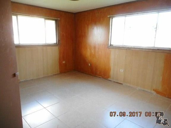 5th image of 1420 Acadian Dr