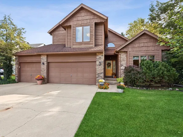 1204 Bartlett Dr, Valparaiso, IN 46383