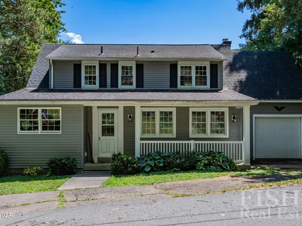1557 Overbrook Rd, Williamsport, PA 17701