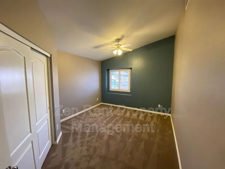 426 S Burk St — Photo 23