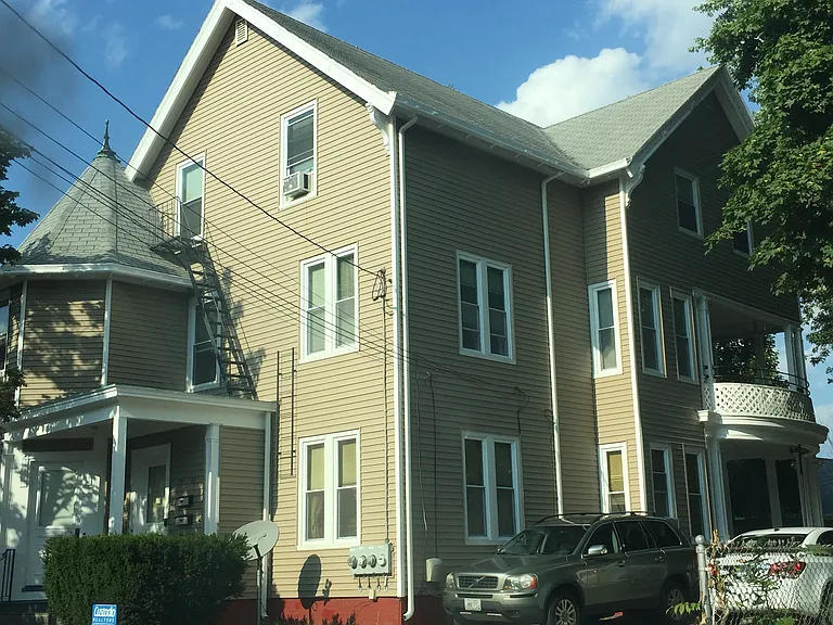 70 Lyon St #2 — Photo 1